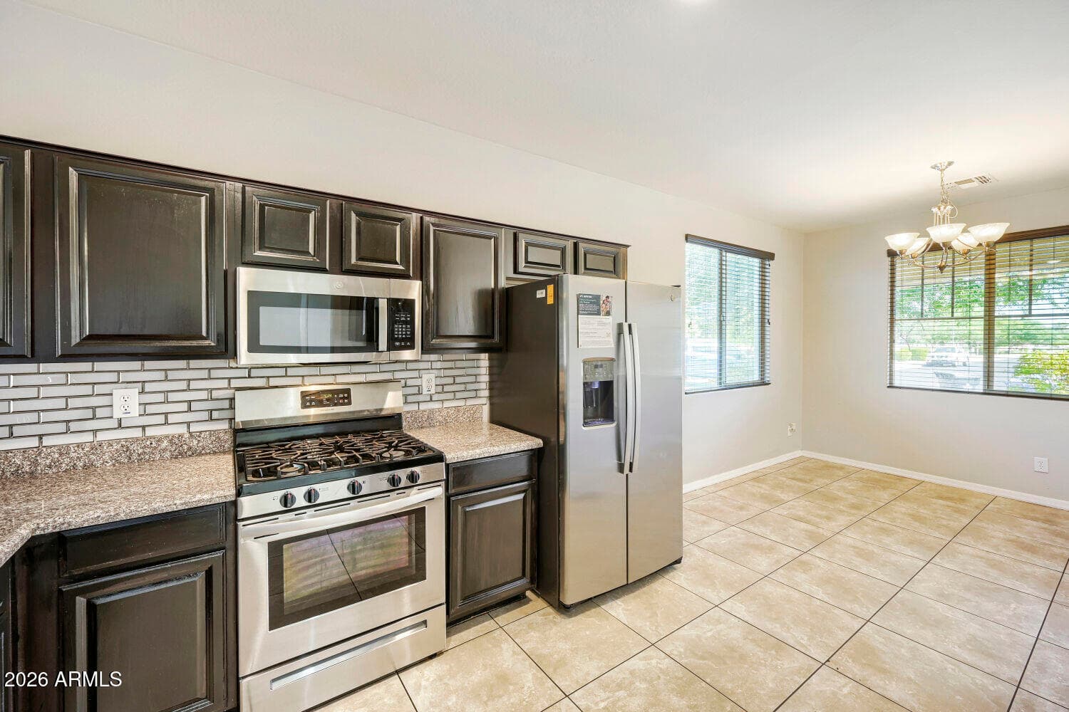 2625 W BEVERLY Road W, Phoenix, AZ 85041 — photo 13 of 29