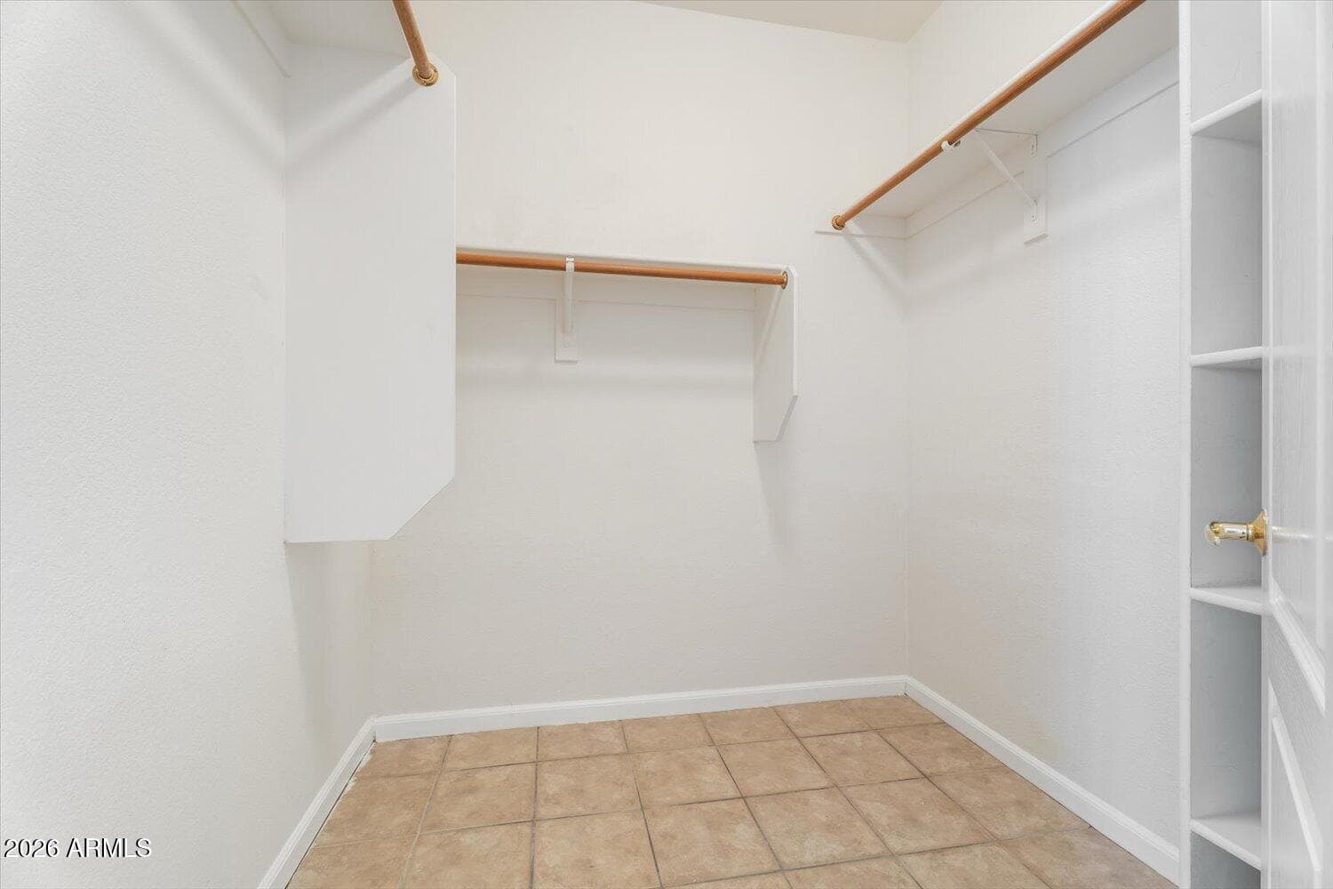 6915 W BLACKHAWK Drive, Glendale, AZ 85308 — photo 10 of 40