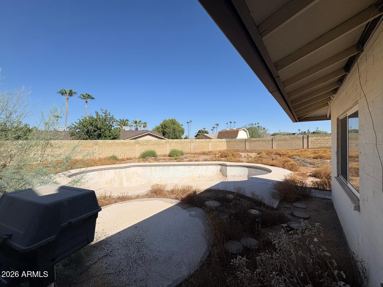4325 E SHANGRI LA Road, Phoenix, AZ 85028 — photo 5 of 8