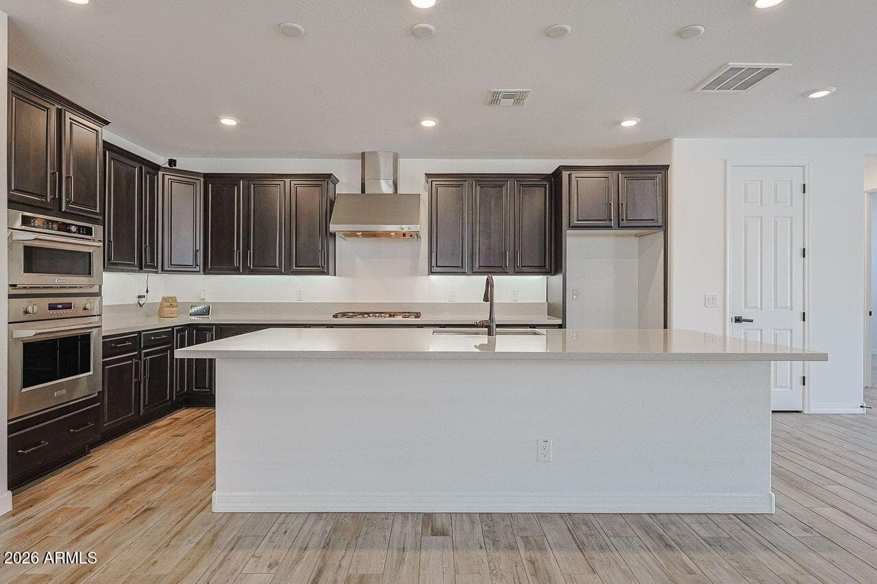 7426 W MAYA Way, Peoria, AZ 85383 — photo 10 of 35
