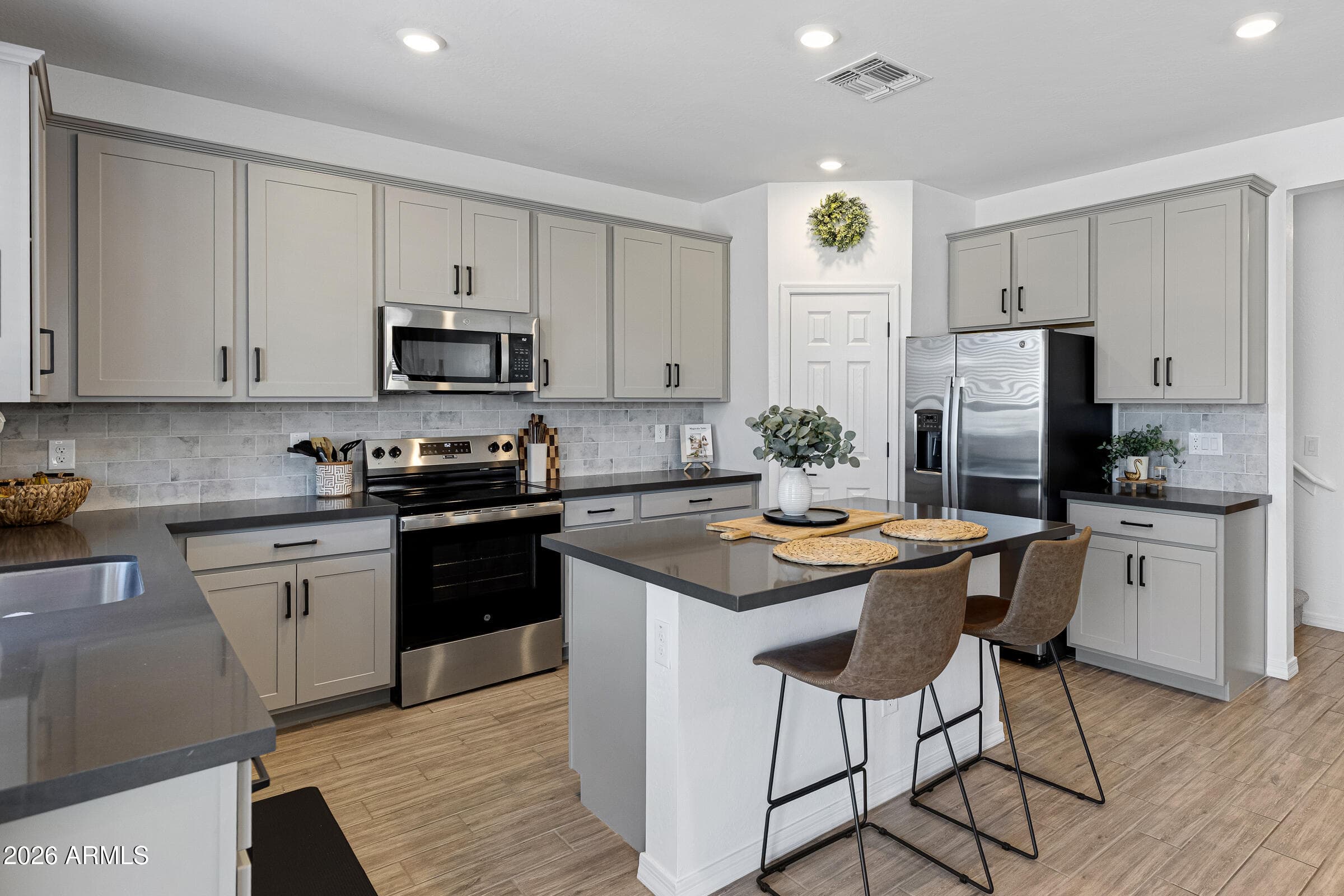 37599 N CAVERN Way, San Tan Valley, AZ 85140 — photo 11 of 30