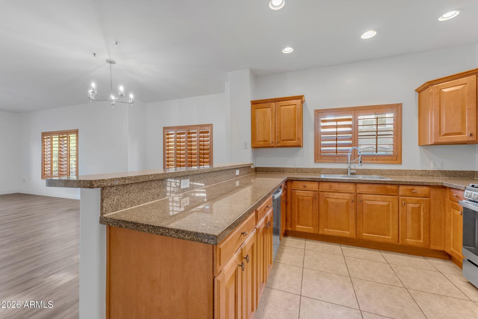 5450 E Deer Valley Drive 2206, Phoenix, AZ 85054 — photo 9 of 56