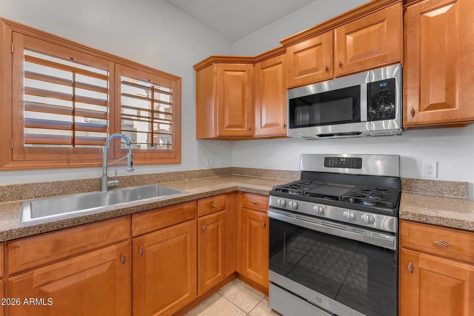 5450 E Deer Valley Drive 2206, Phoenix, AZ 85054 — photo 10 of 56