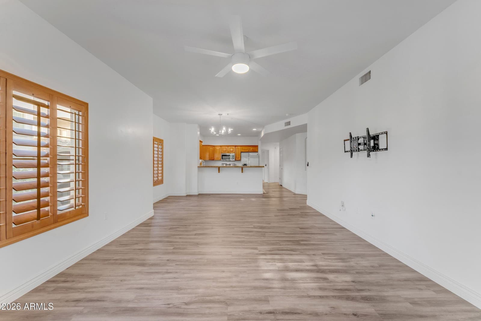 5450 E Deer Valley Drive 2206, Phoenix, AZ 85054 — photo 13 of 56