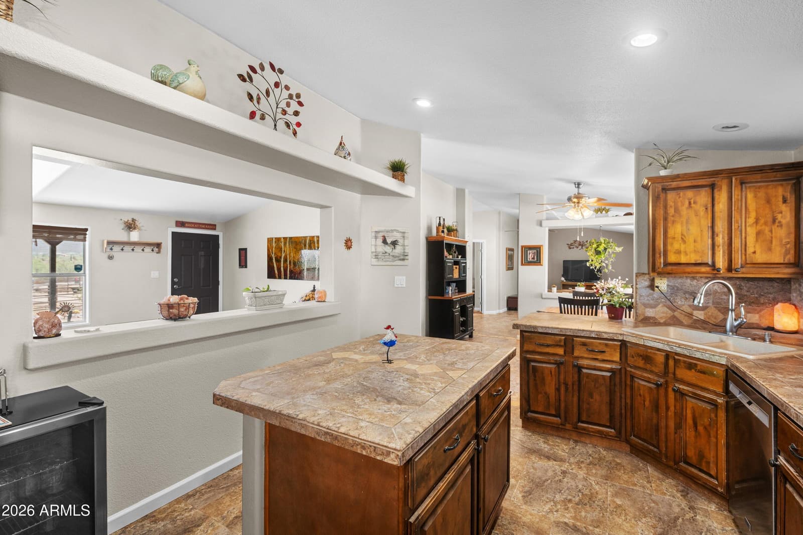 5691 E 32ND Avenue, Apache Junction, AZ 85119 — photo 15 of 56