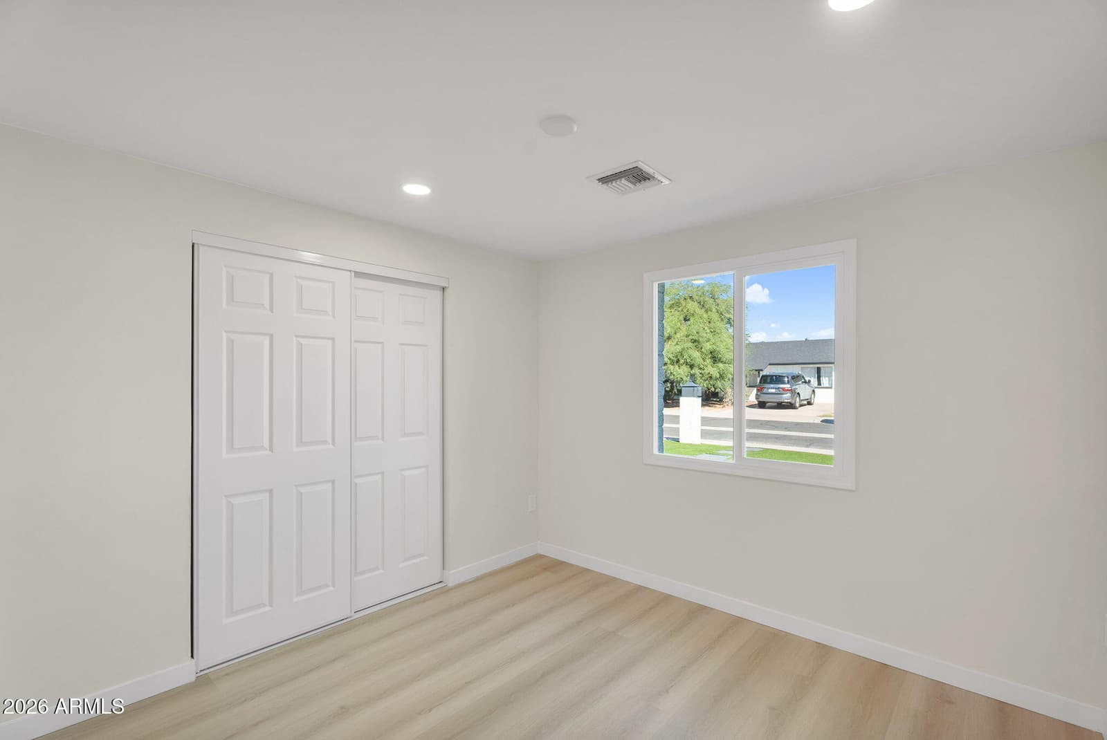 3545 E FRIESS Drive, Phoenix, AZ 85032 — photo 14 of 24