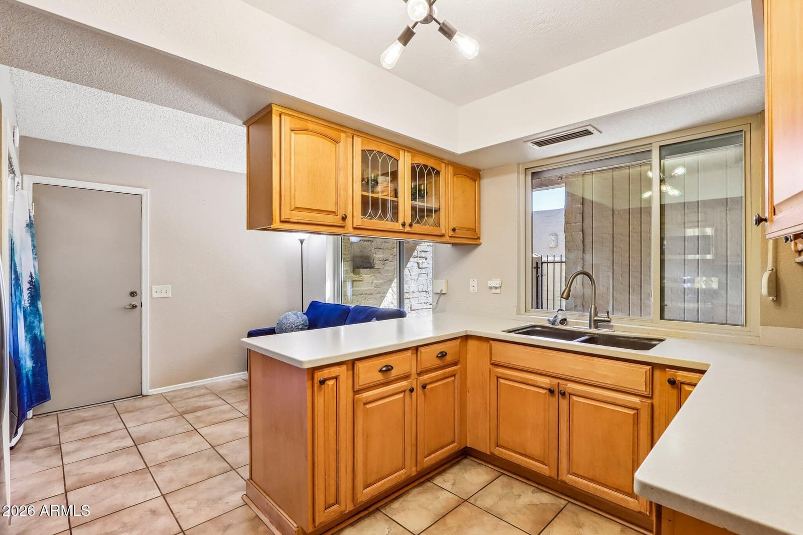 2936 W JUNIPER Avenue, Phoenix, AZ 85053 — photo 15 of 39