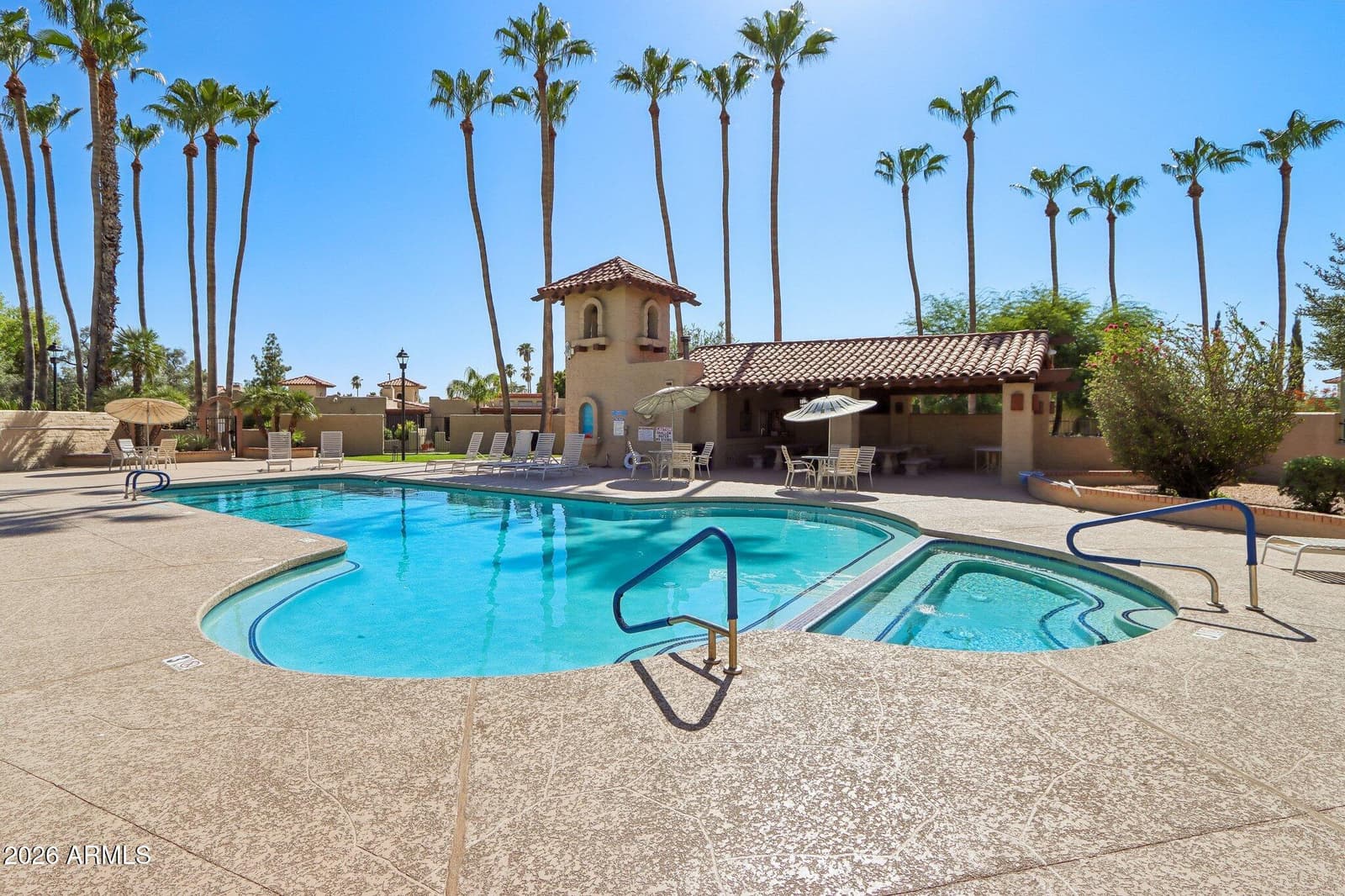 2936 W JUNIPER Avenue, Phoenix, AZ 85053 — photo 37 of 39