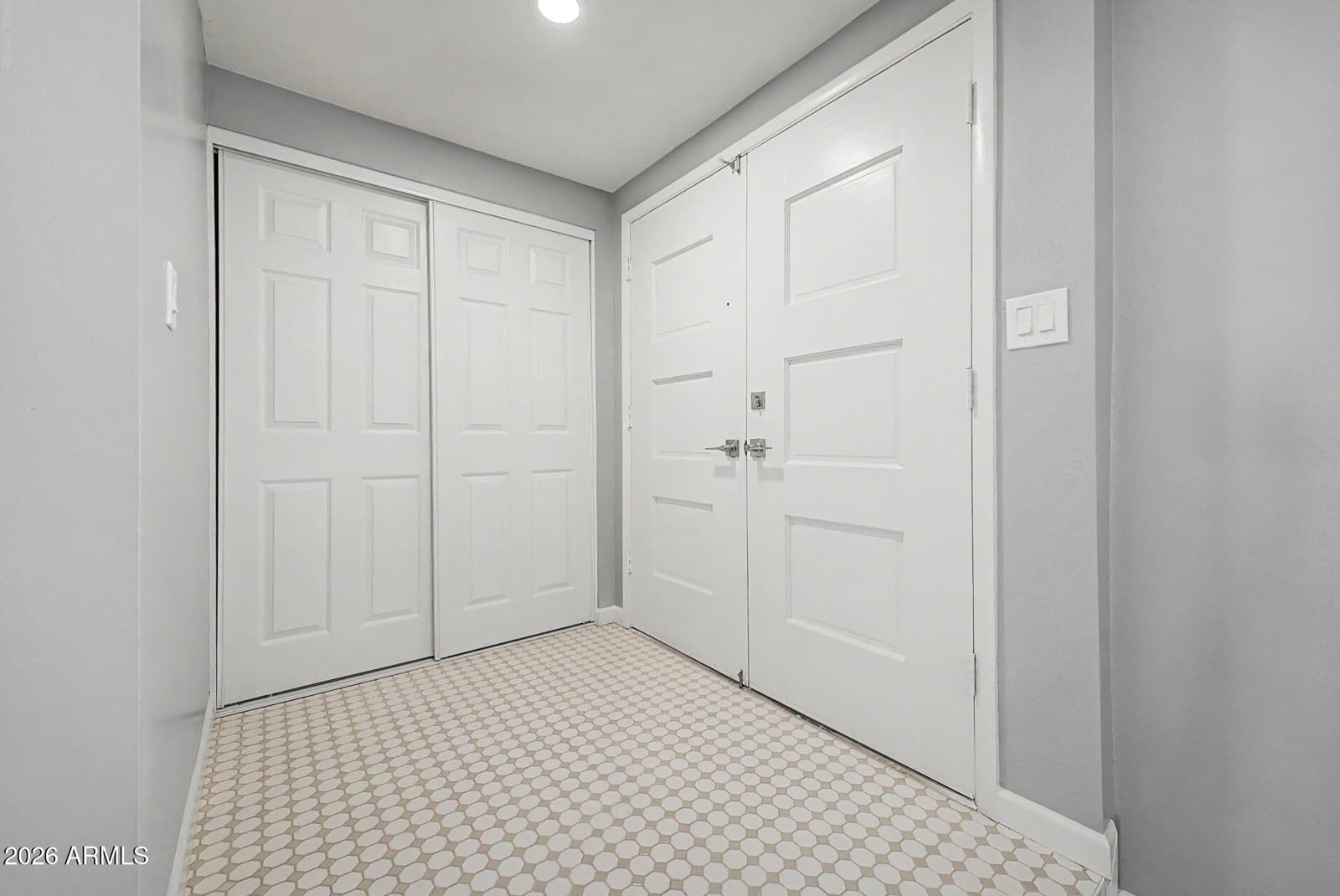 7833 N 49TH Avenue, Glendale, AZ 85301 — photo 6 of 37