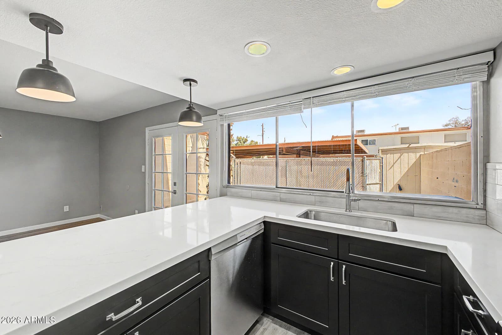 7833 N 49TH Avenue, Glendale, AZ 85301 — photo 13 of 37