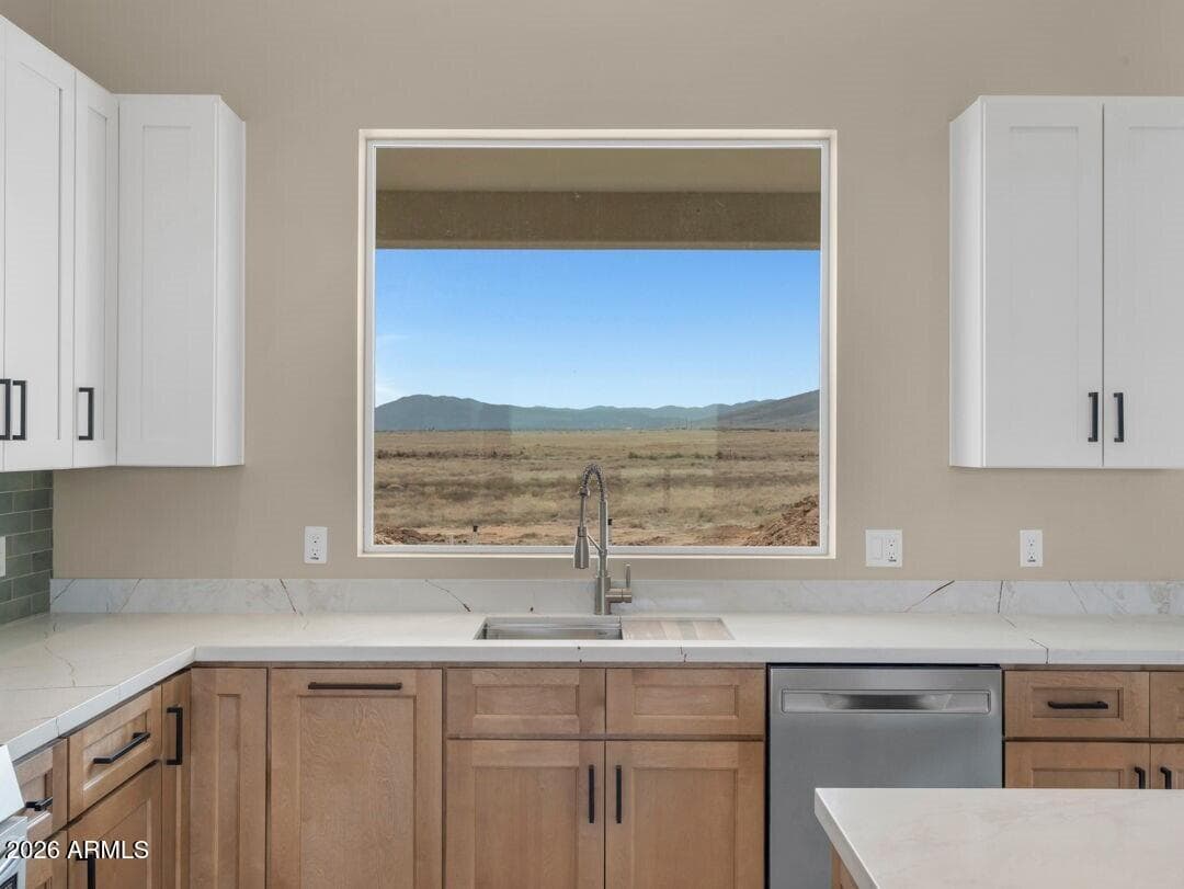 6119 E Augie Lane, Prescott Valley, AZ 86315 — photo 11 of 37