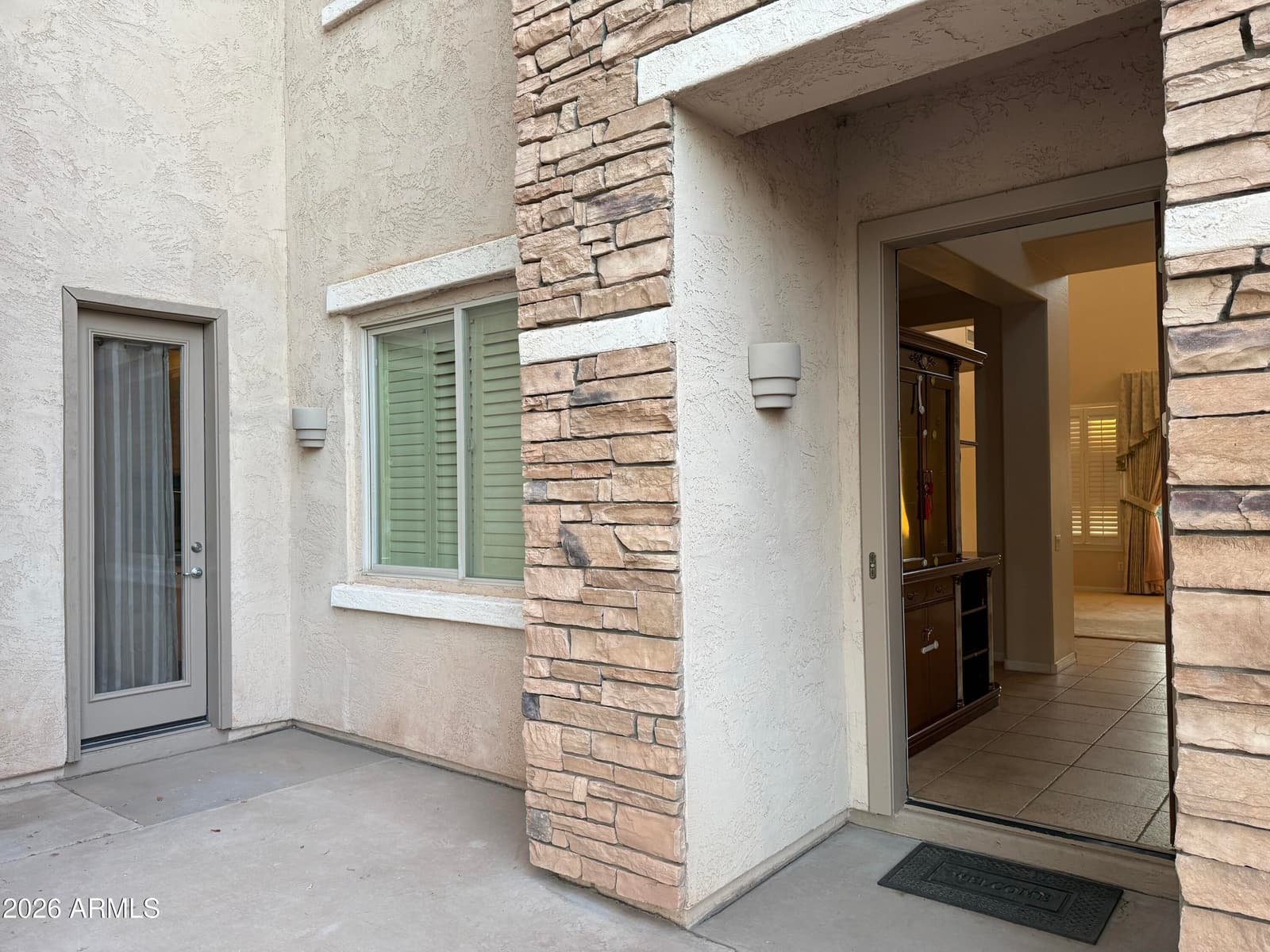 642 E TORREY PINES Place, Chandler, AZ 85249 — photo 6 of 44