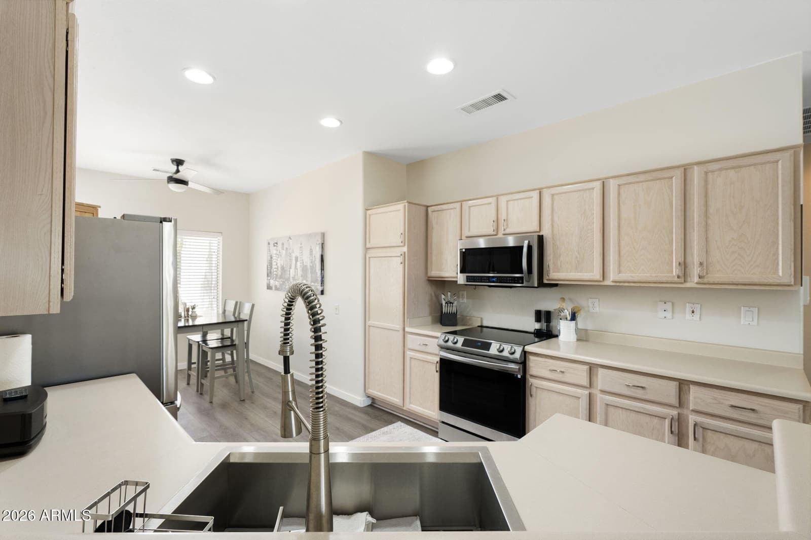16407 W ROCK SPRINGS Lane W, Surprise, AZ 85374 — photo 11 of 33