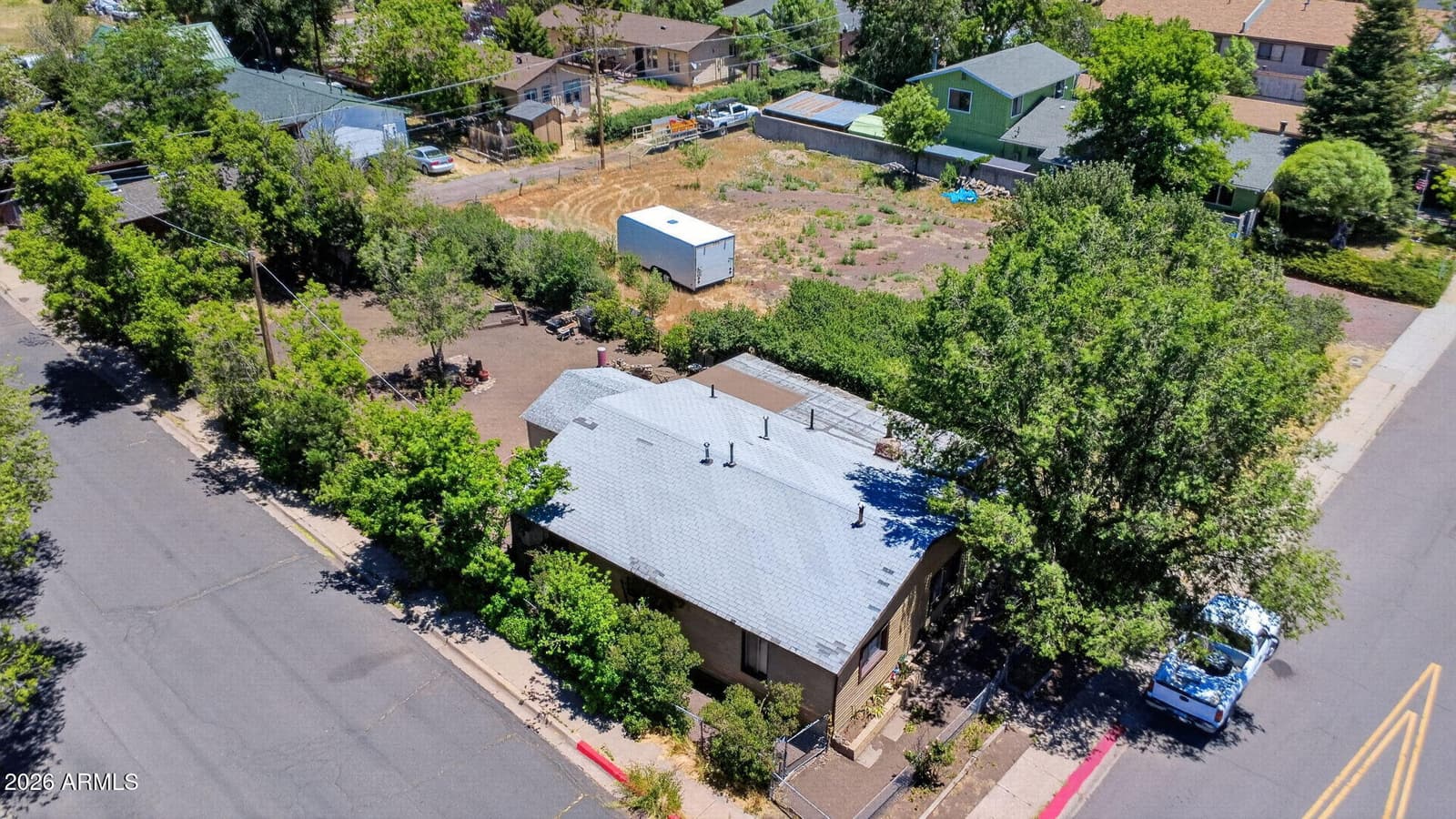530 W TOMBSTONE Avenue, Flagstaff, AZ 86001 — photo 3 of 15