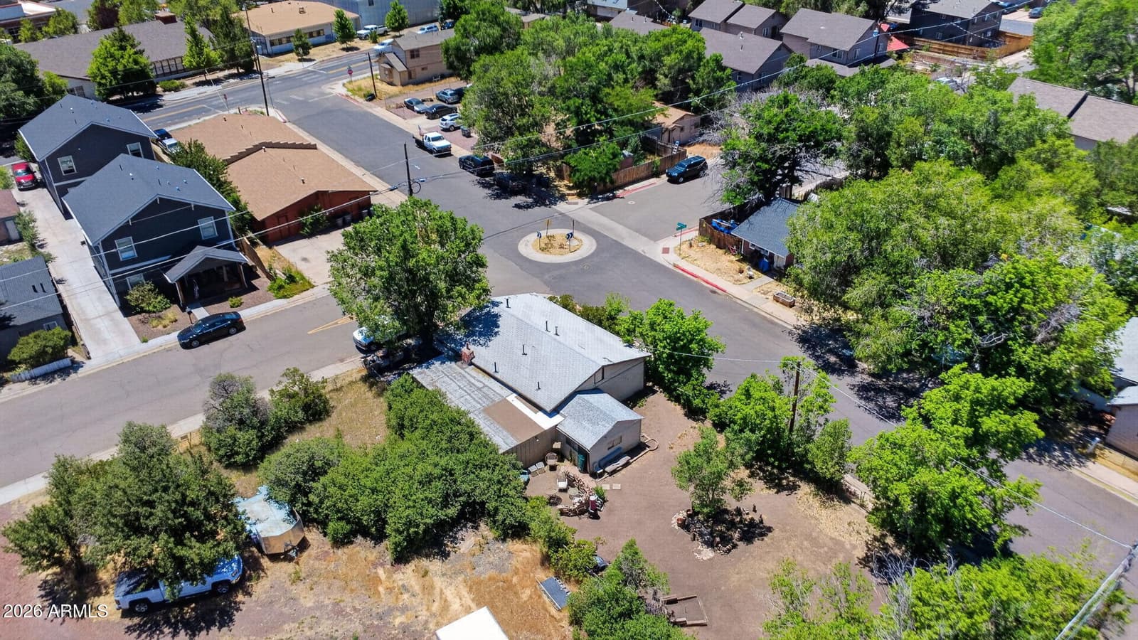 530 W TOMBSTONE Avenue, Flagstaff, AZ 86001 — photo 10 of 15