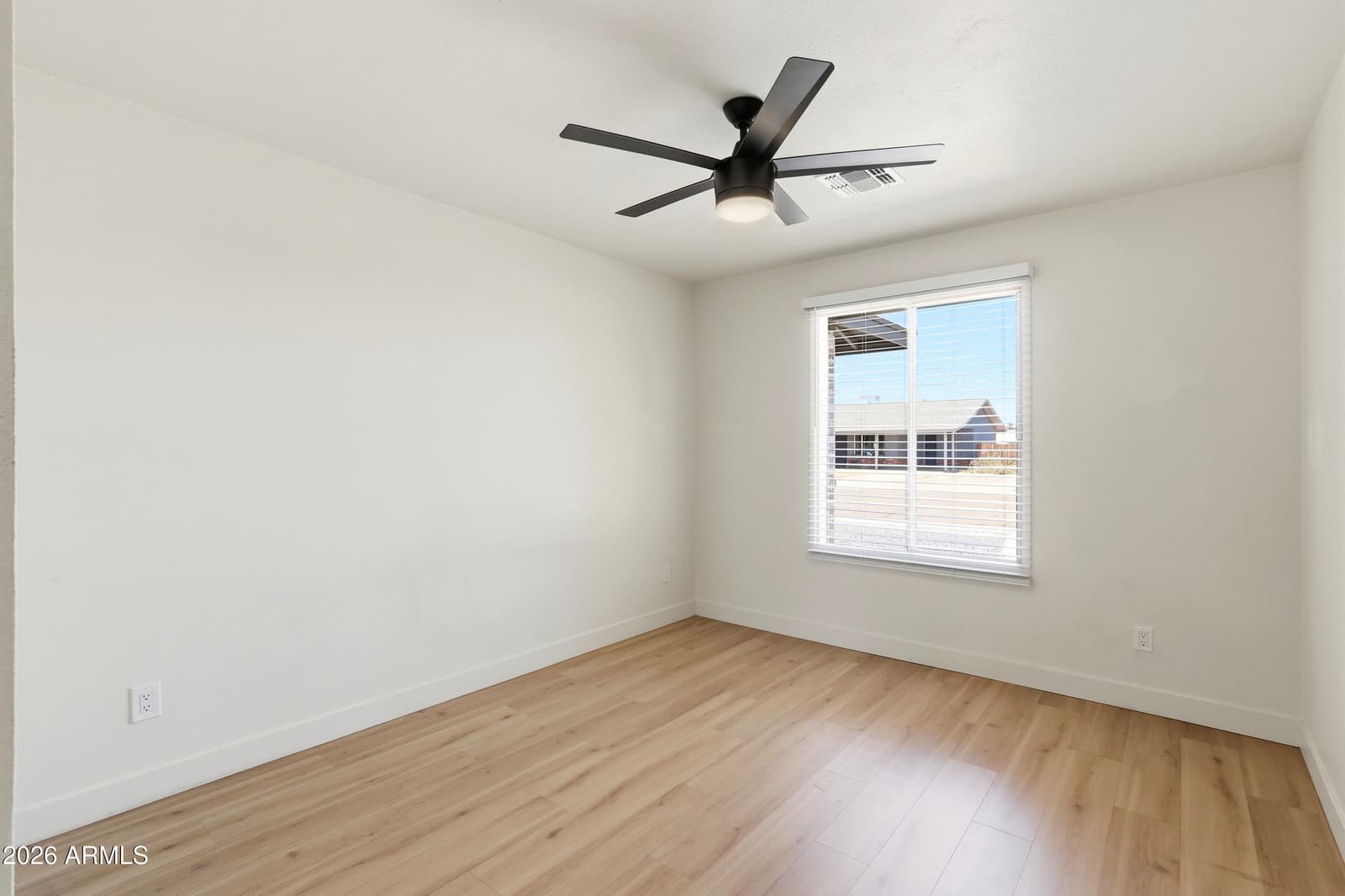 1647 E PALMCROFT Drive, Tempe, AZ 85282 — photo 13 of 22