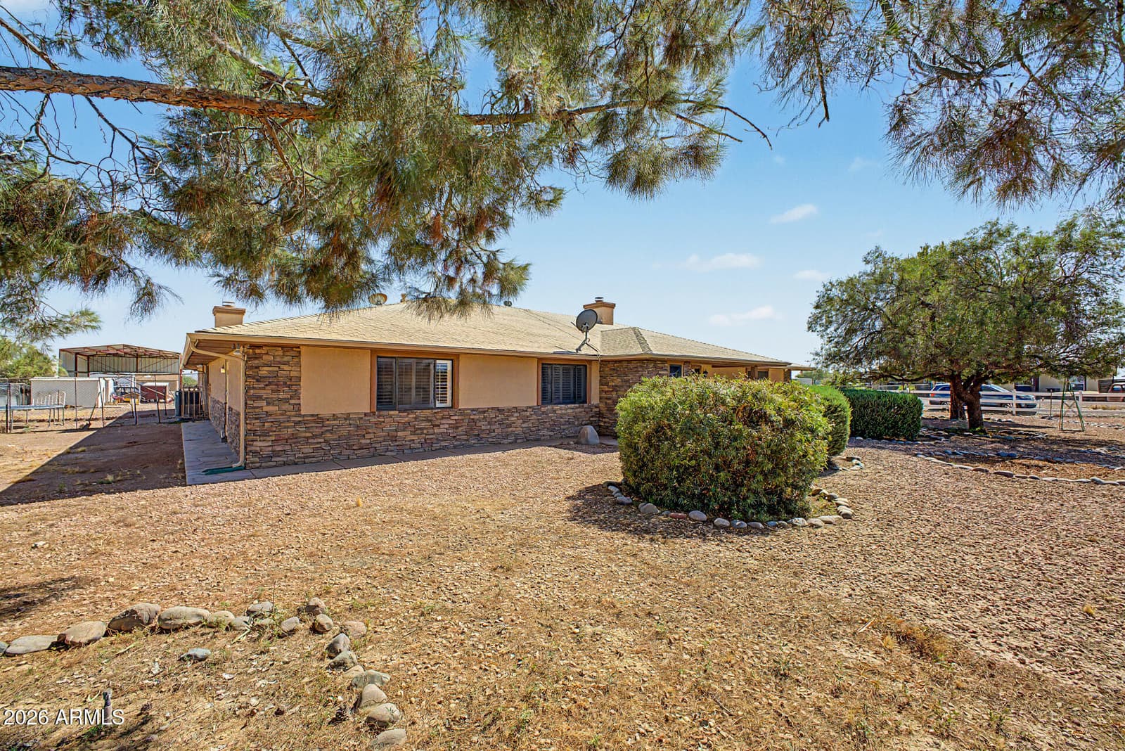 20537 W GORDON Way, Wittmann, AZ 85361 — photo 6 of 36