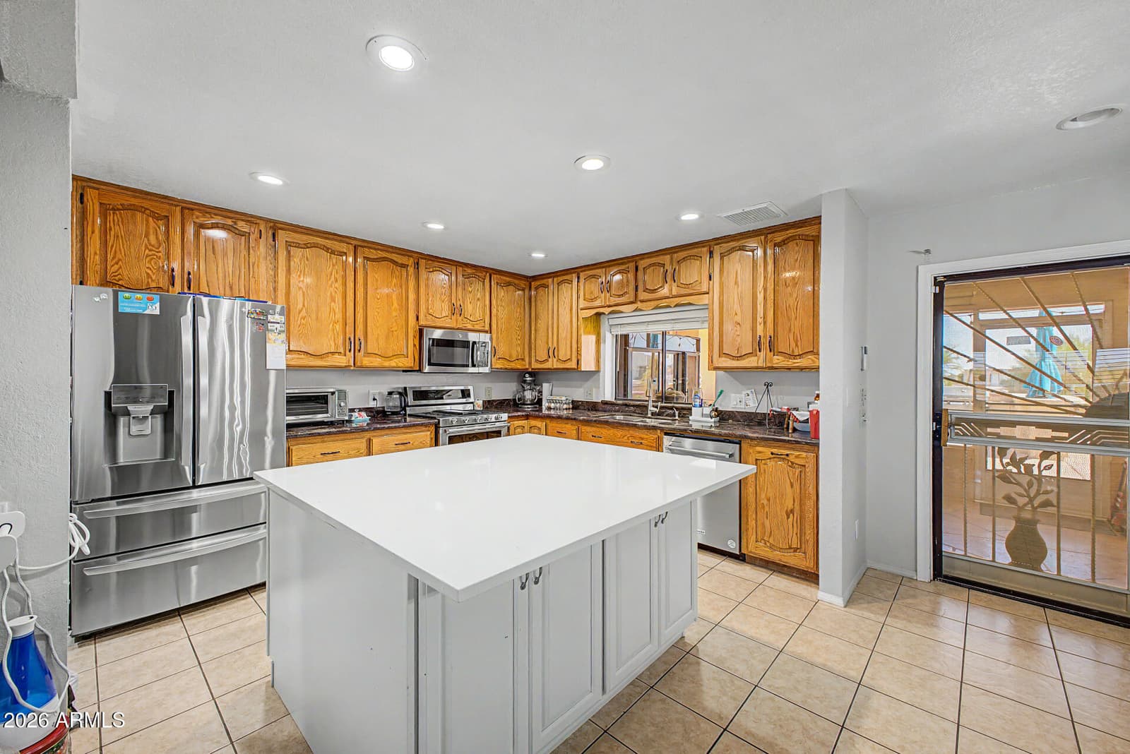 20537 W GORDON Way, Wittmann, AZ 85361 — photo 13 of 36