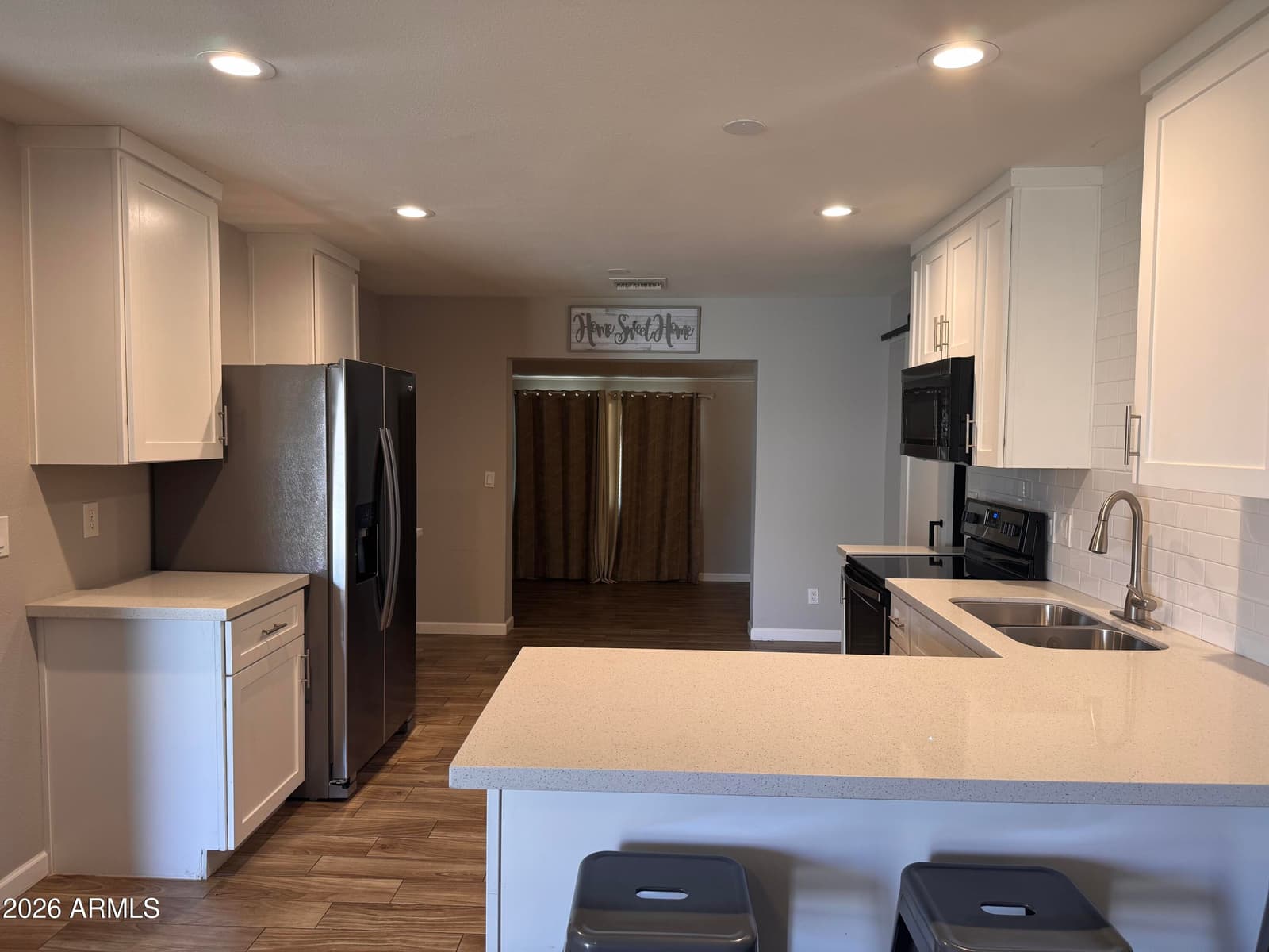 1141 E 8th Street, Mesa, AZ 85203 — photo 3 of 9