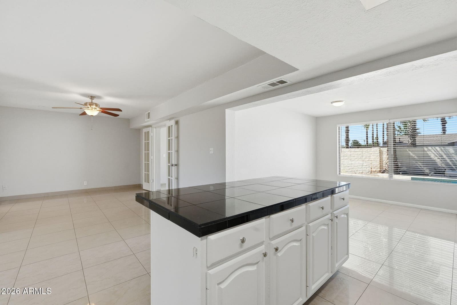 2254 W WETHERSFIELD Road, Phoenix, AZ 85029 — photo 13 of 34