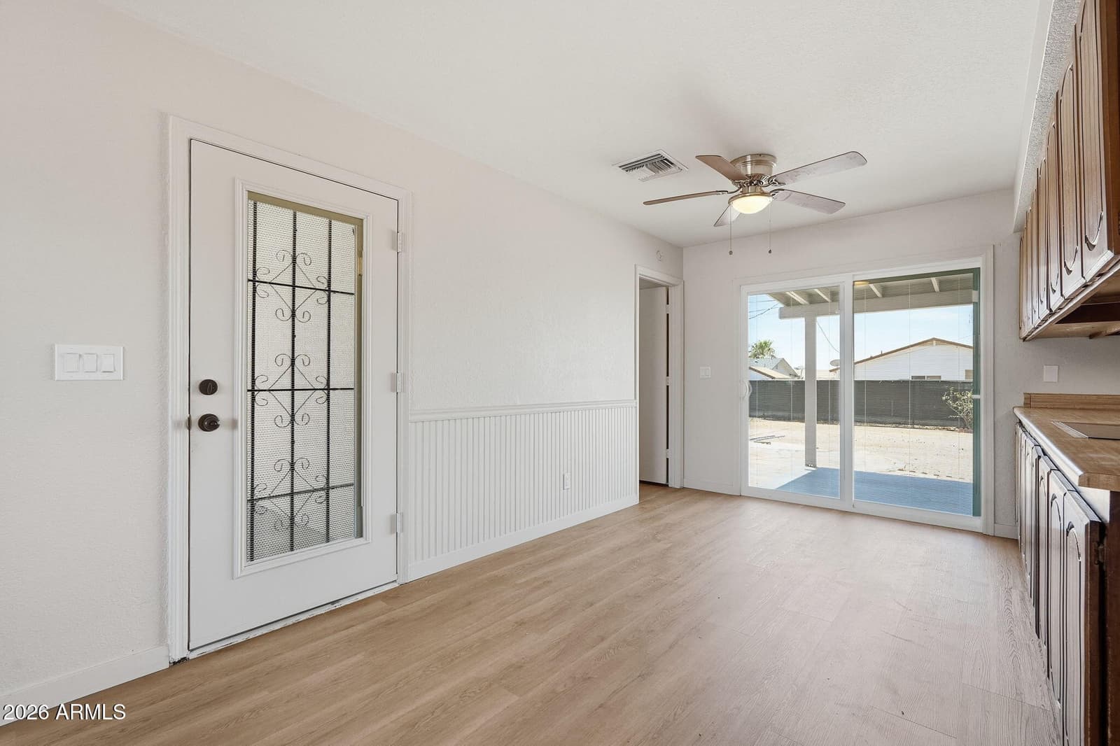 1301 E 29TH Avenue, Apache Junction, AZ 85119 — photo 7 of 34