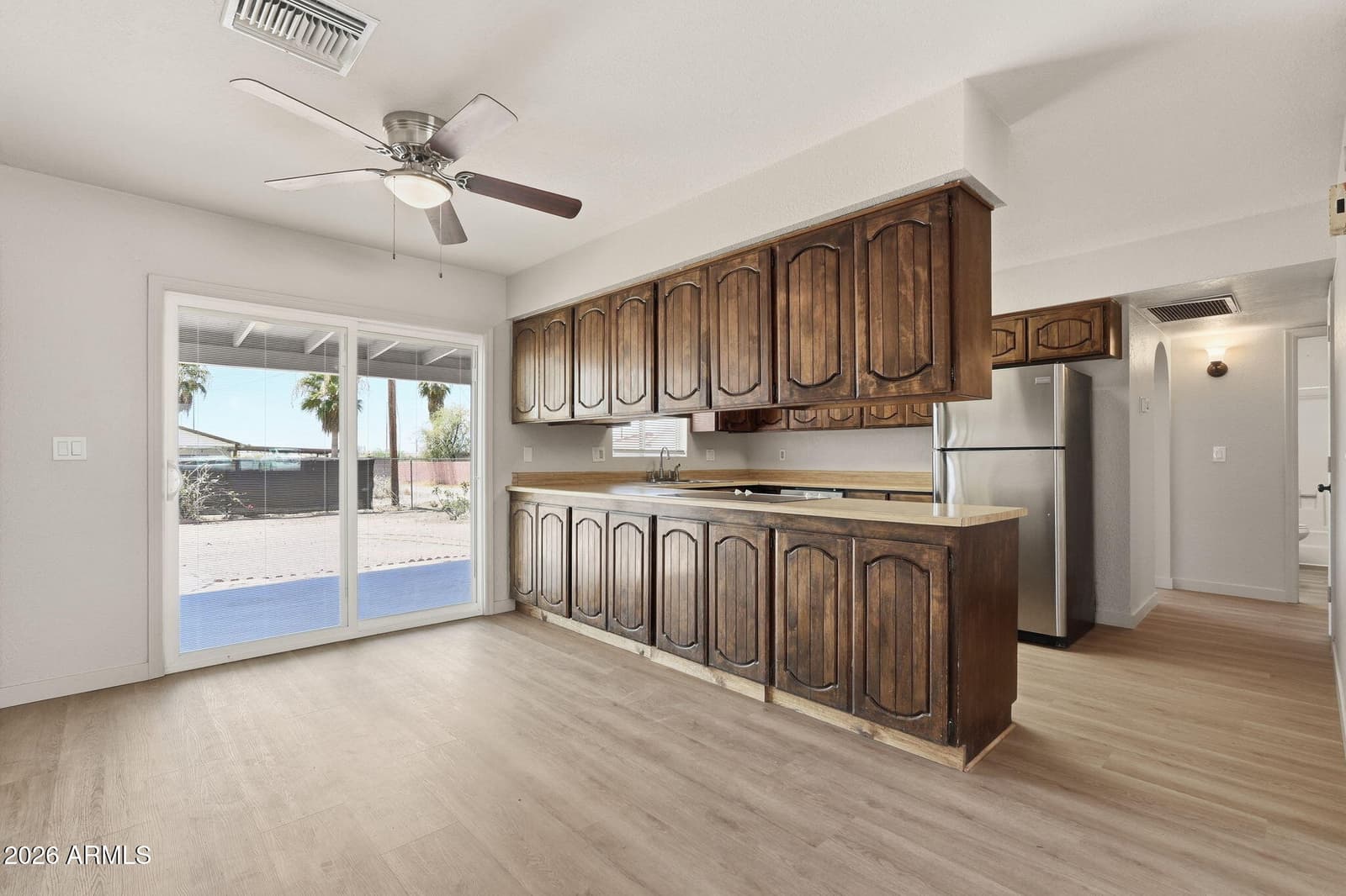 1301 E 29TH Avenue, Apache Junction, AZ 85119 — photo 10 of 34