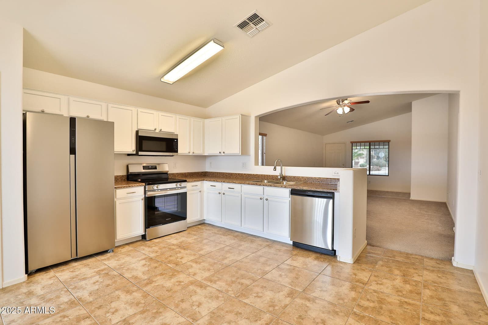 19002 N TOLEDO Avenue, Maricopa, AZ 85138 — photo 4 of 31