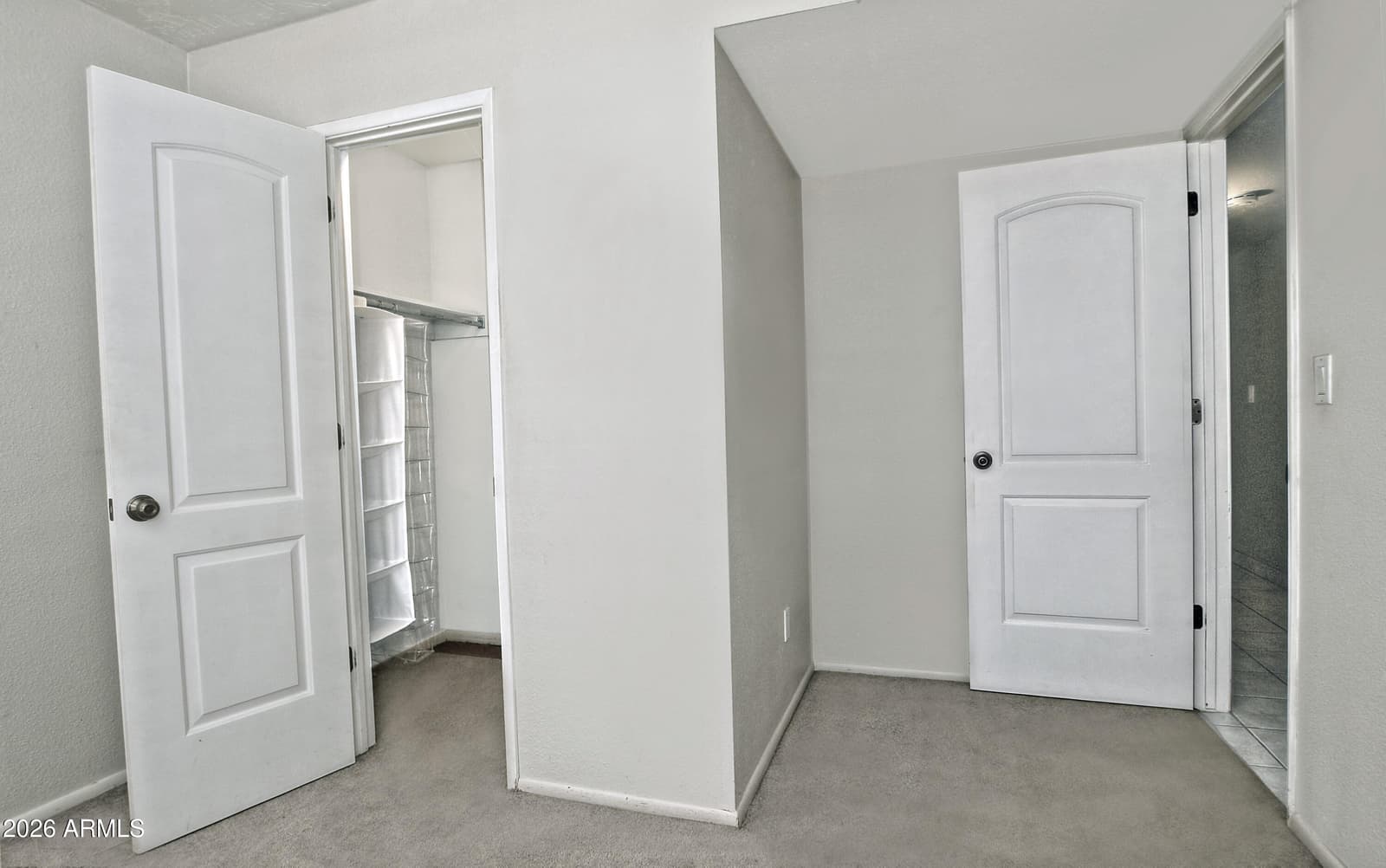 846 E VILLAGE CIRCLE Drive N, Phoenix, AZ 85022 — photo 17 of 33