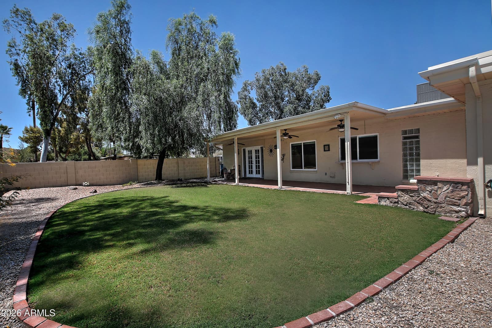 846 E VILLAGE CIRCLE Drive N, Phoenix, AZ 85022 — photo 26 of 33
