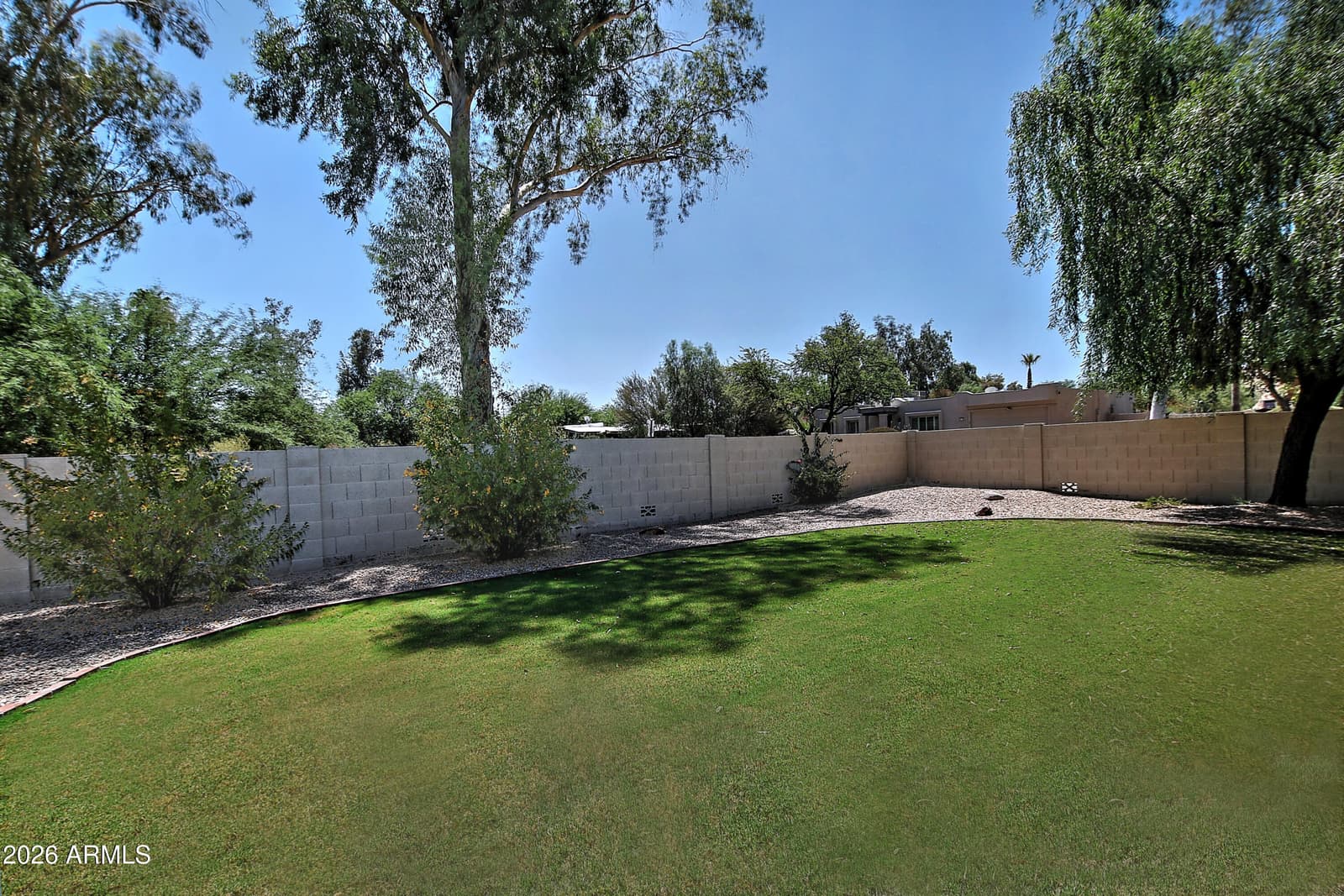 846 E VILLAGE CIRCLE Drive N, Phoenix, AZ 85022 — photo 27 of 33