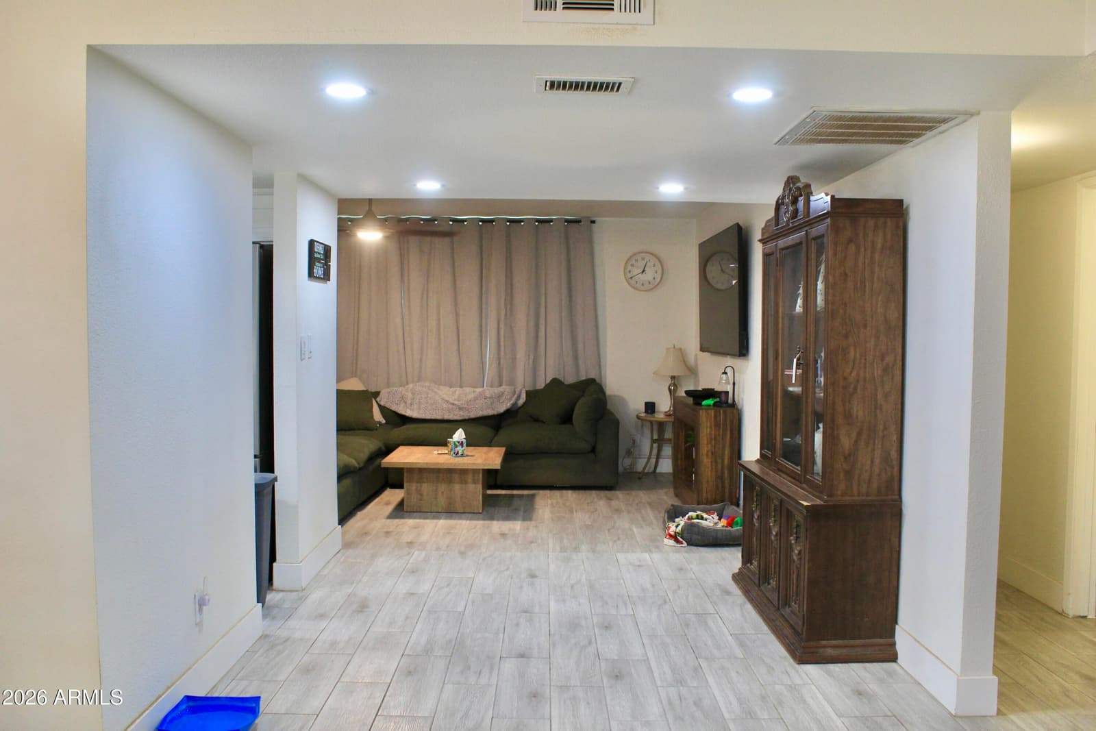 3491 W Desert Hills Drive, Phoenix, AZ 85029 — photo 9 of 24