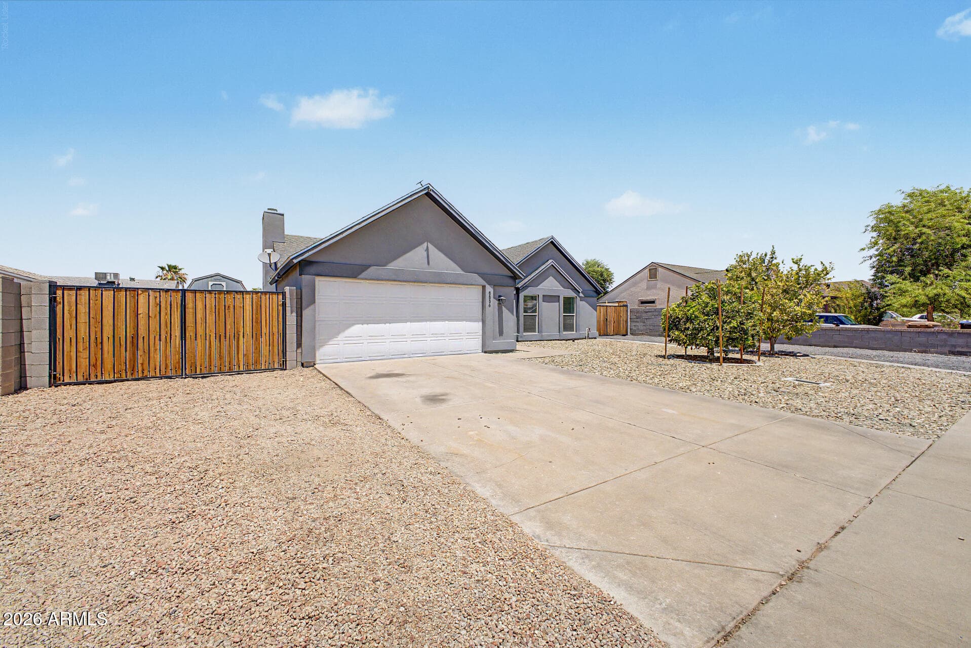 8556 W CHARTER OAK Road, Peoria, AZ 85381 — photo 2 of 29
