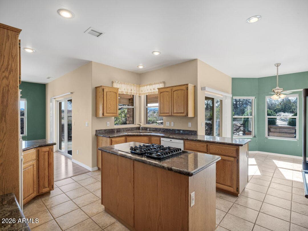 253 THOROUGHBRED Drive, Prescott, AZ 86301 — photo 16 of 49