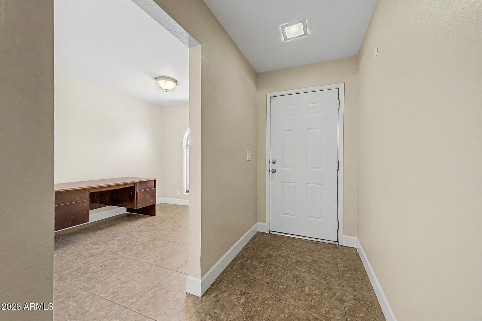 8659 W EARLL Drive W, Phoenix, AZ 85037 — photo 4 of 39