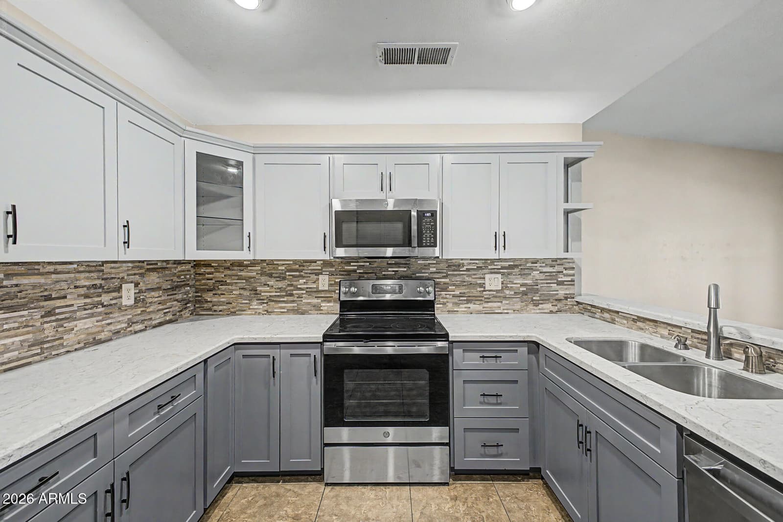 8659 W EARLL Drive W, Phoenix, AZ 85037 — photo 14 of 39