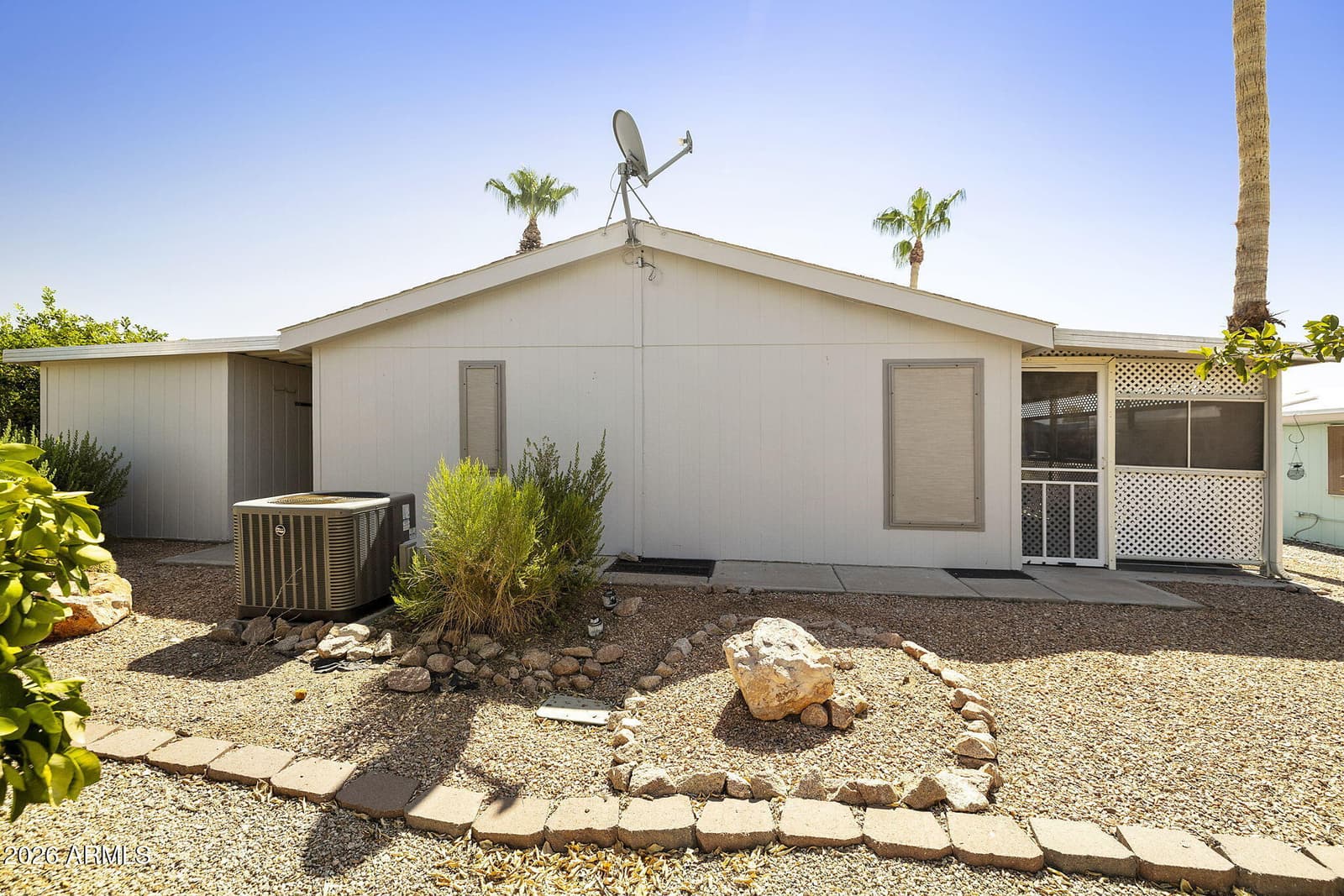 3700 S TOMAHAWK Road 70, Apache Junction, AZ 85119 — photo 8 of 64