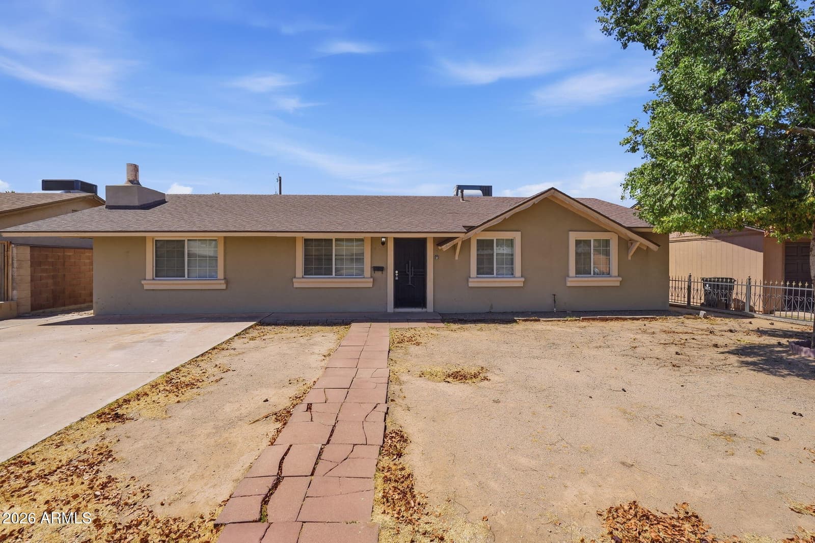 4219 W LAS PALMARITAS Drive, Phoenix, AZ 85051 — photo 1 of 18