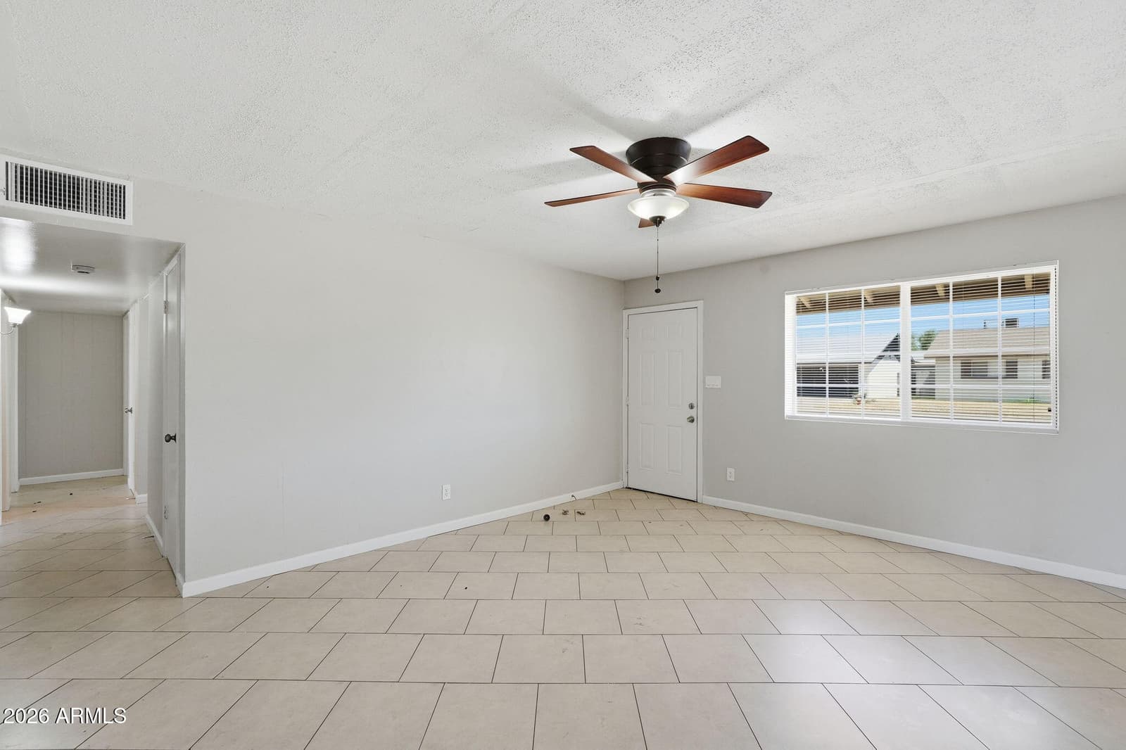 4219 W LAS PALMARITAS Drive, Phoenix, AZ 85051 — photo 3 of 18