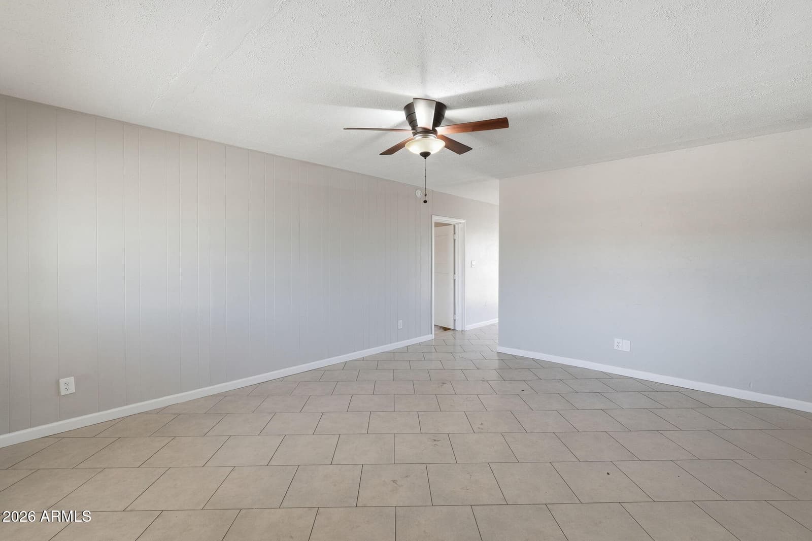 4219 W LAS PALMARITAS Drive, Phoenix, AZ 85051 — photo 4 of 18