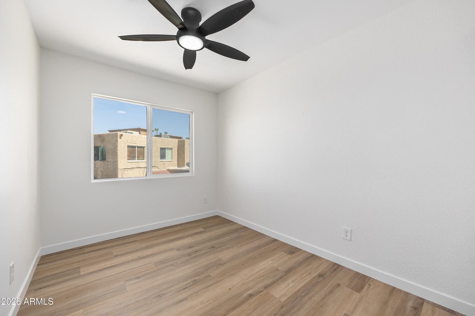 4721 E JONES Avenue, Phoenix, AZ 85040 — photo 11 of 21