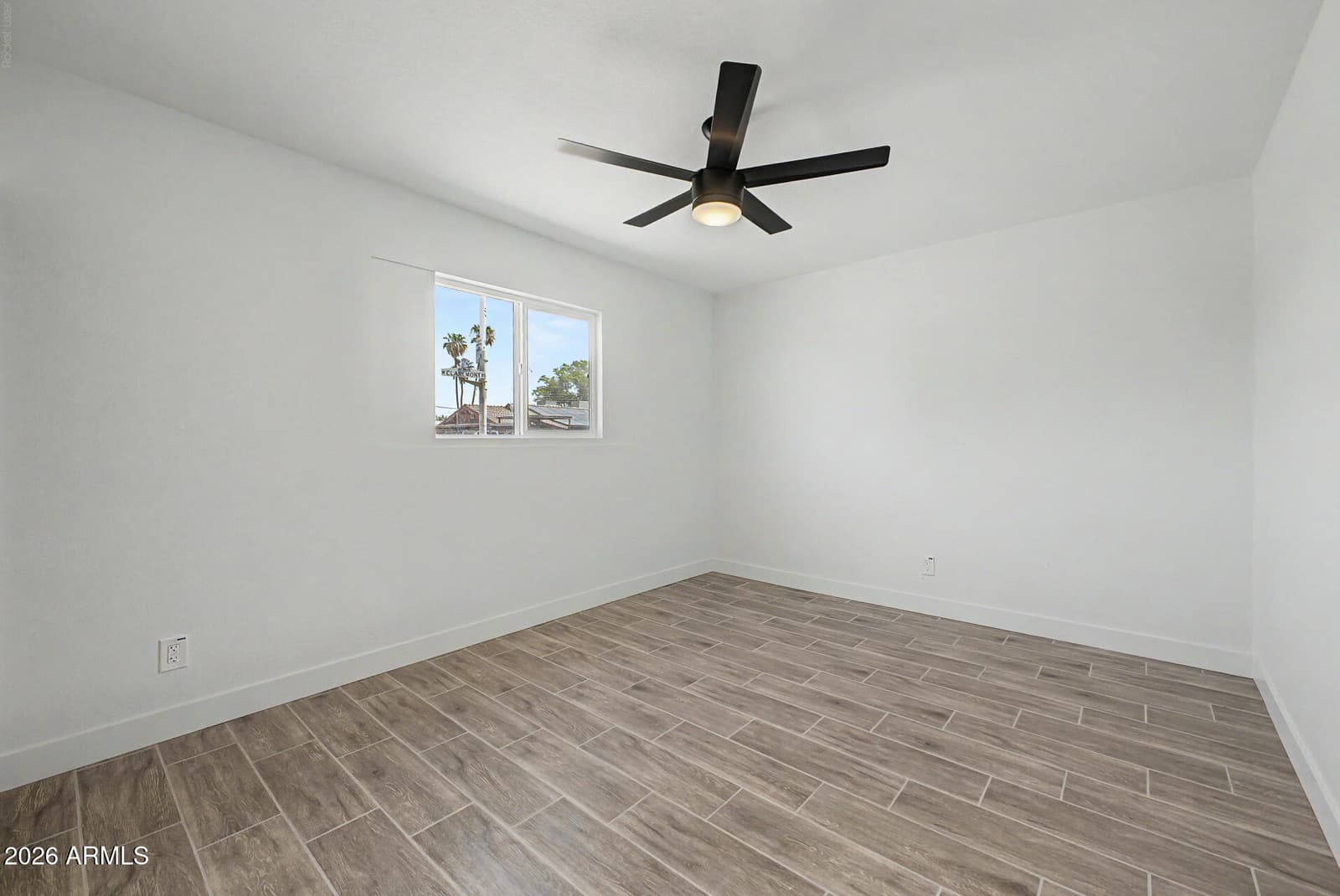 4031 W CLAREMONT Street, Phoenix, AZ 85019 — photo 19 of 27