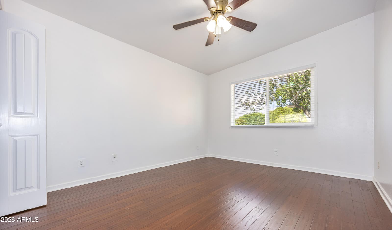 2002 TOWN AND COUNTRY Drive, Sierra Vista, AZ 85635 — photo 16 of 32