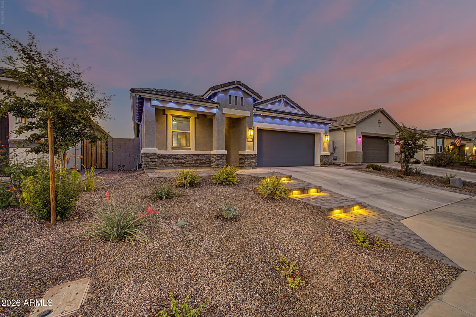 2516 W SEAVER Avenue, Apache Junction, AZ 85120 — photo 3 of 46