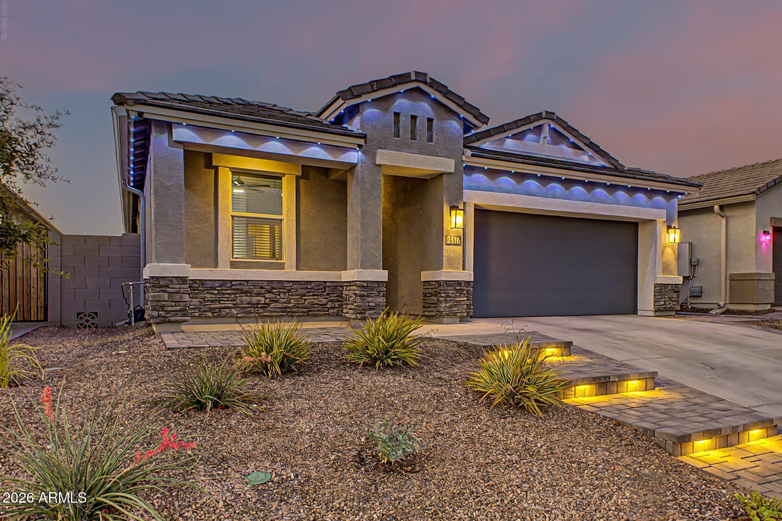 2516 W SEAVER Avenue, Apache Junction, AZ 85120 — photo 4 of 46