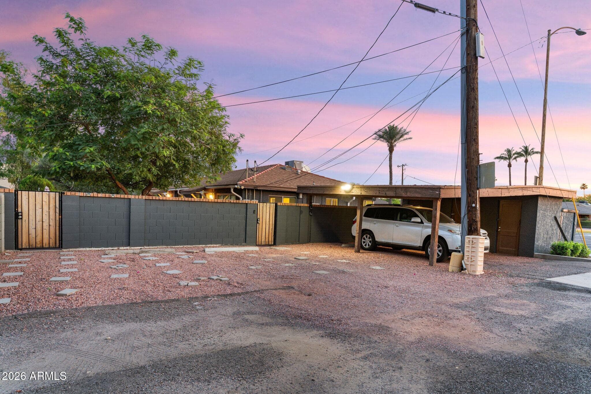 548 W SAN JUAN Avenue, Phoenix, AZ 85013 — photo 18 of 20
