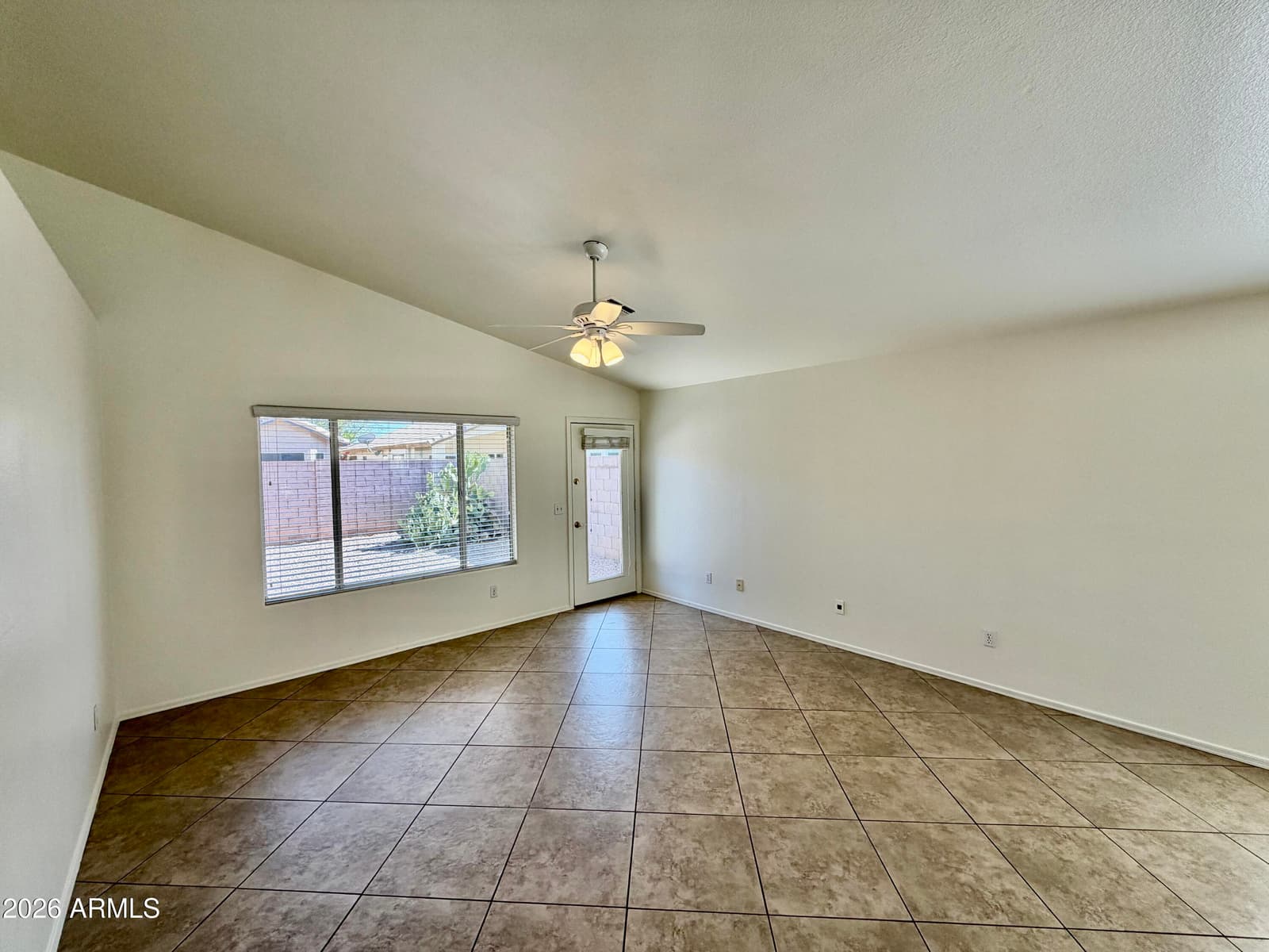 141 W SHANNON Street, Gilbert, AZ 85233 — photo 10 of 45