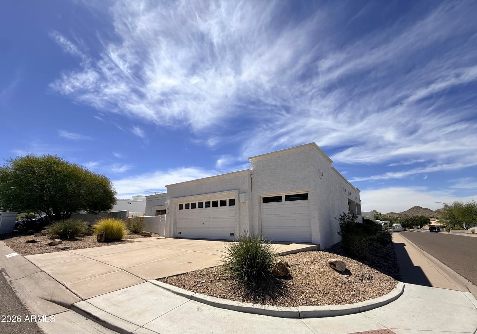 1301 E Rowlands Lane, Phoenix, AZ 85022 — photo 3 of 42
