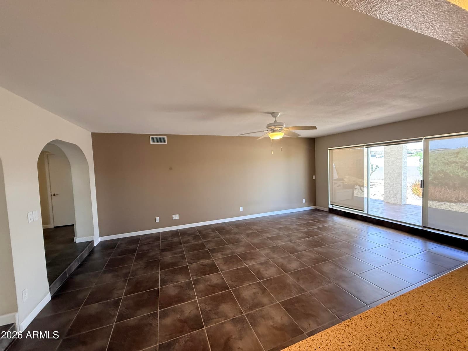 1301 E Rowlands Lane, Phoenix, AZ 85022 — photo 10 of 42