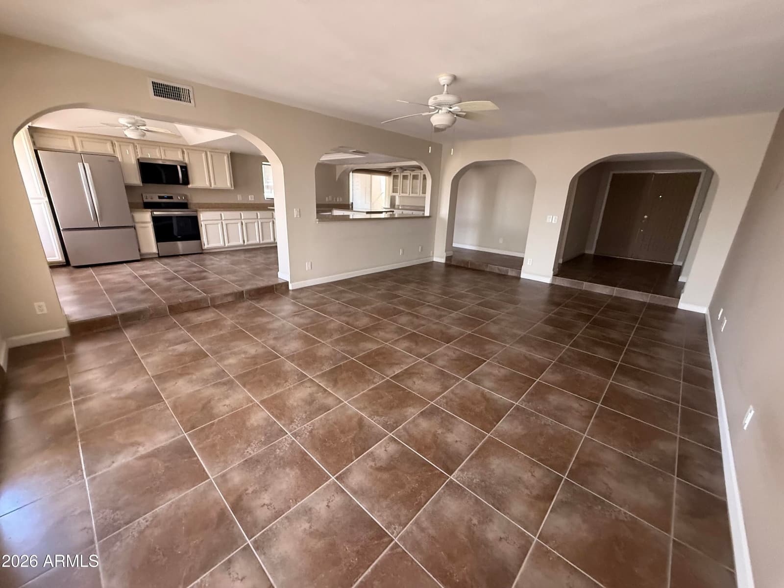 1301 E Rowlands Lane, Phoenix, AZ 85022 — photo 9 of 42