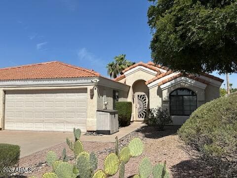14462 N SHERWOOD Drive B, Fountain Hills, AZ 85268 — photo 1 of 30